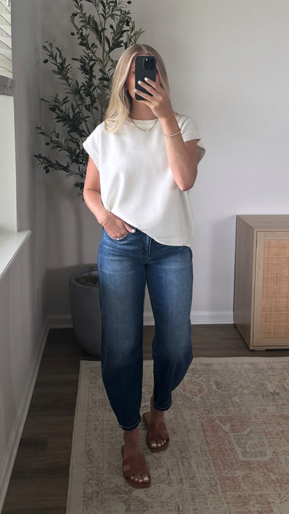 Classic Sweater Vest / Ivory