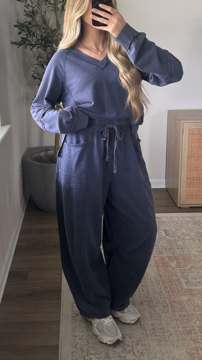 Brooke Barrel Sweatpants Set / Navy