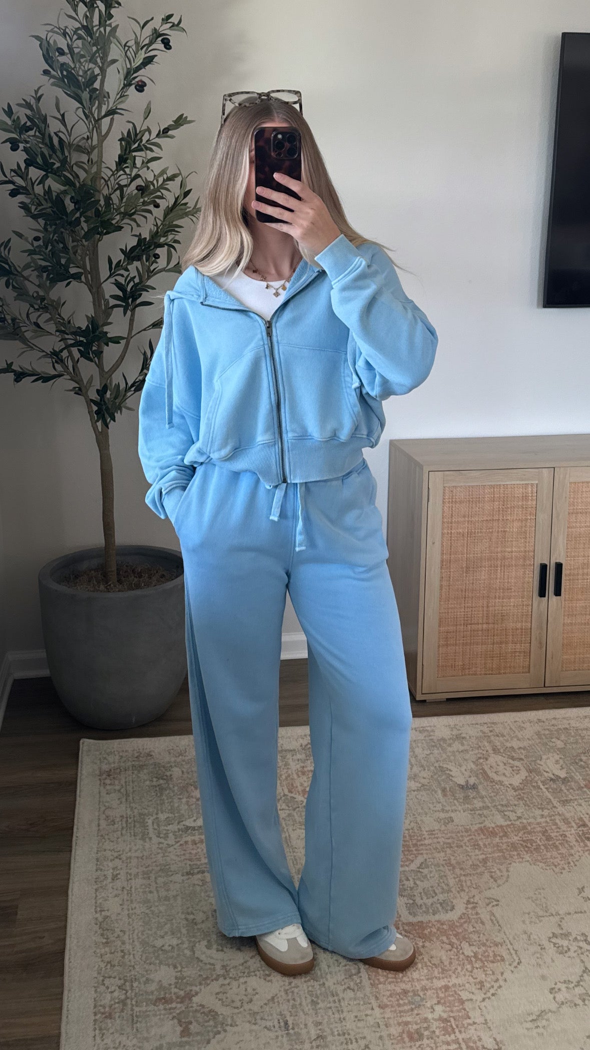 Maddie Zip-Up Jacket / Light Blue