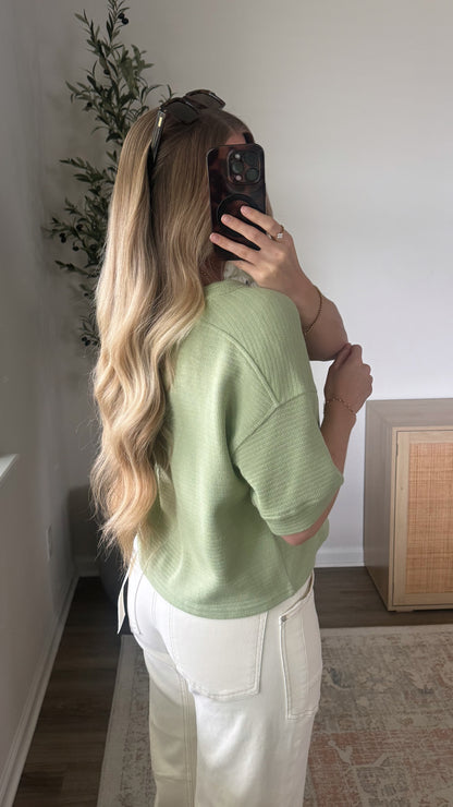 Textured Button Down Cardigan / Green