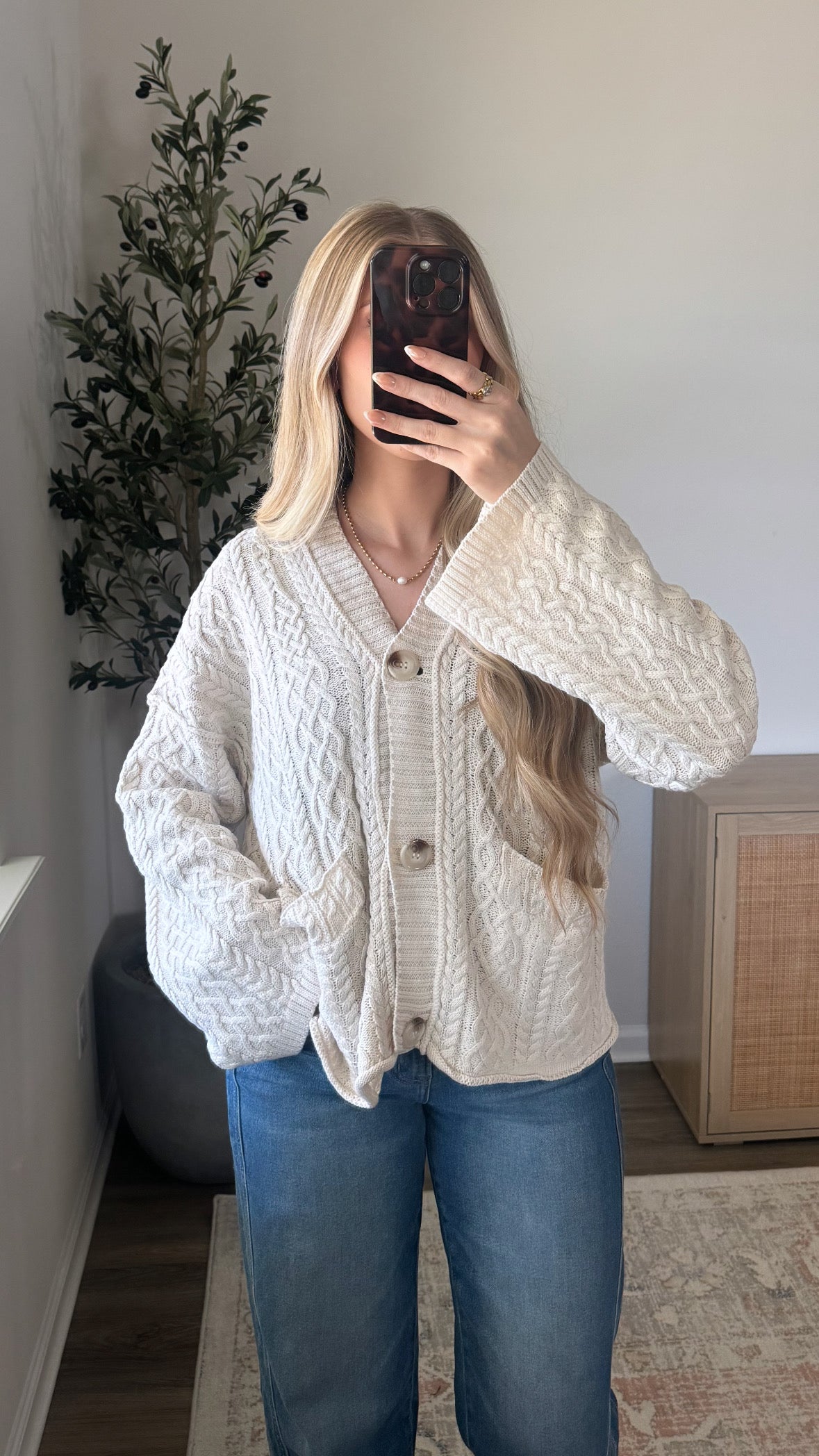 Blakely Cable Knit Cardigan / Cream