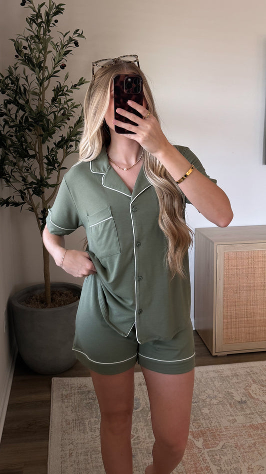 Butter Pajama Shorts Set / Green