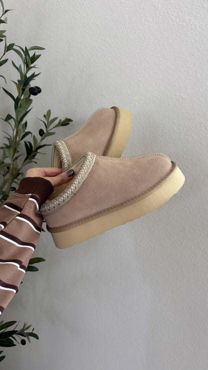 Platform Slippers / Sandstone