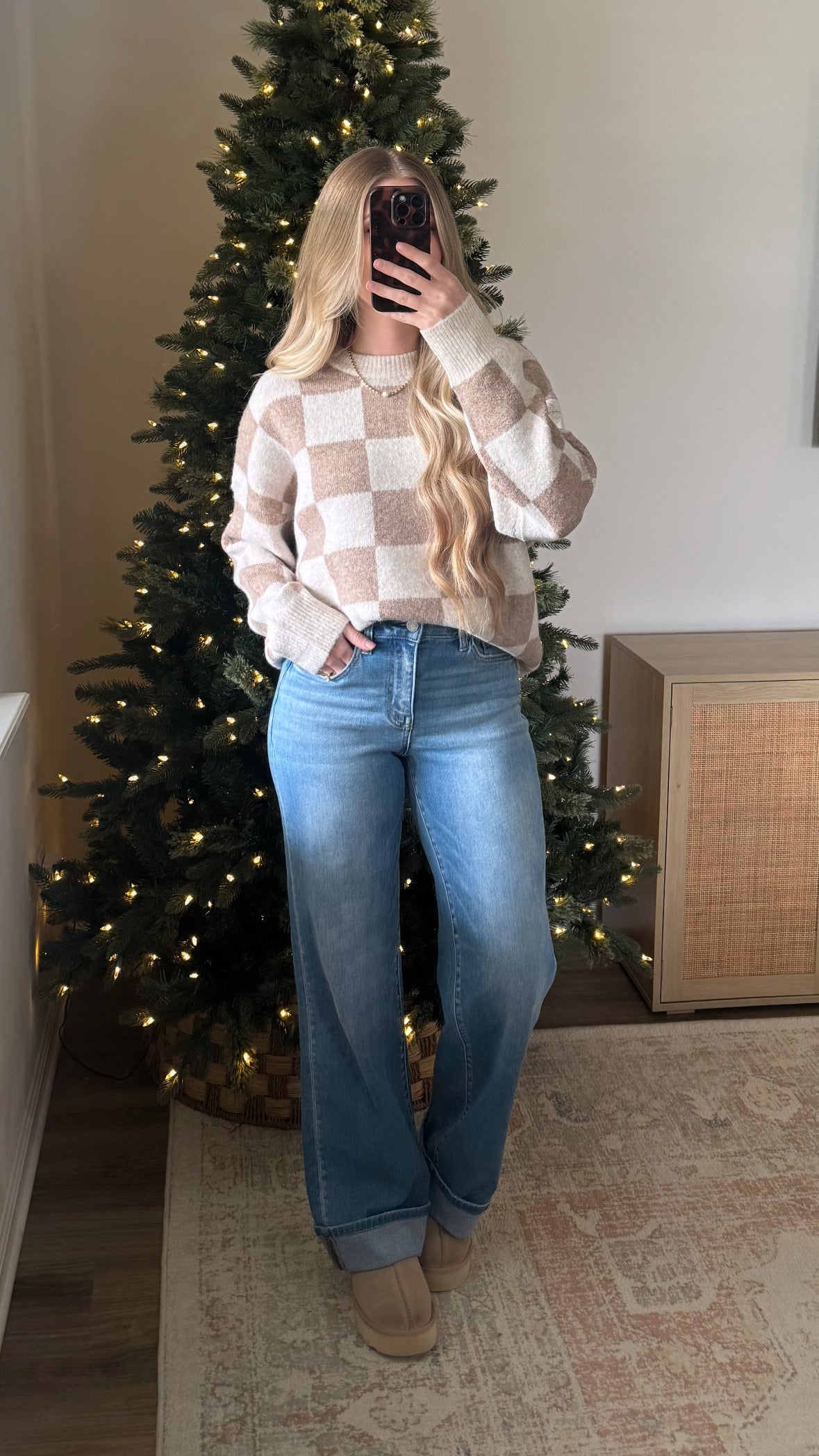 Checked Out Sweater / Beige