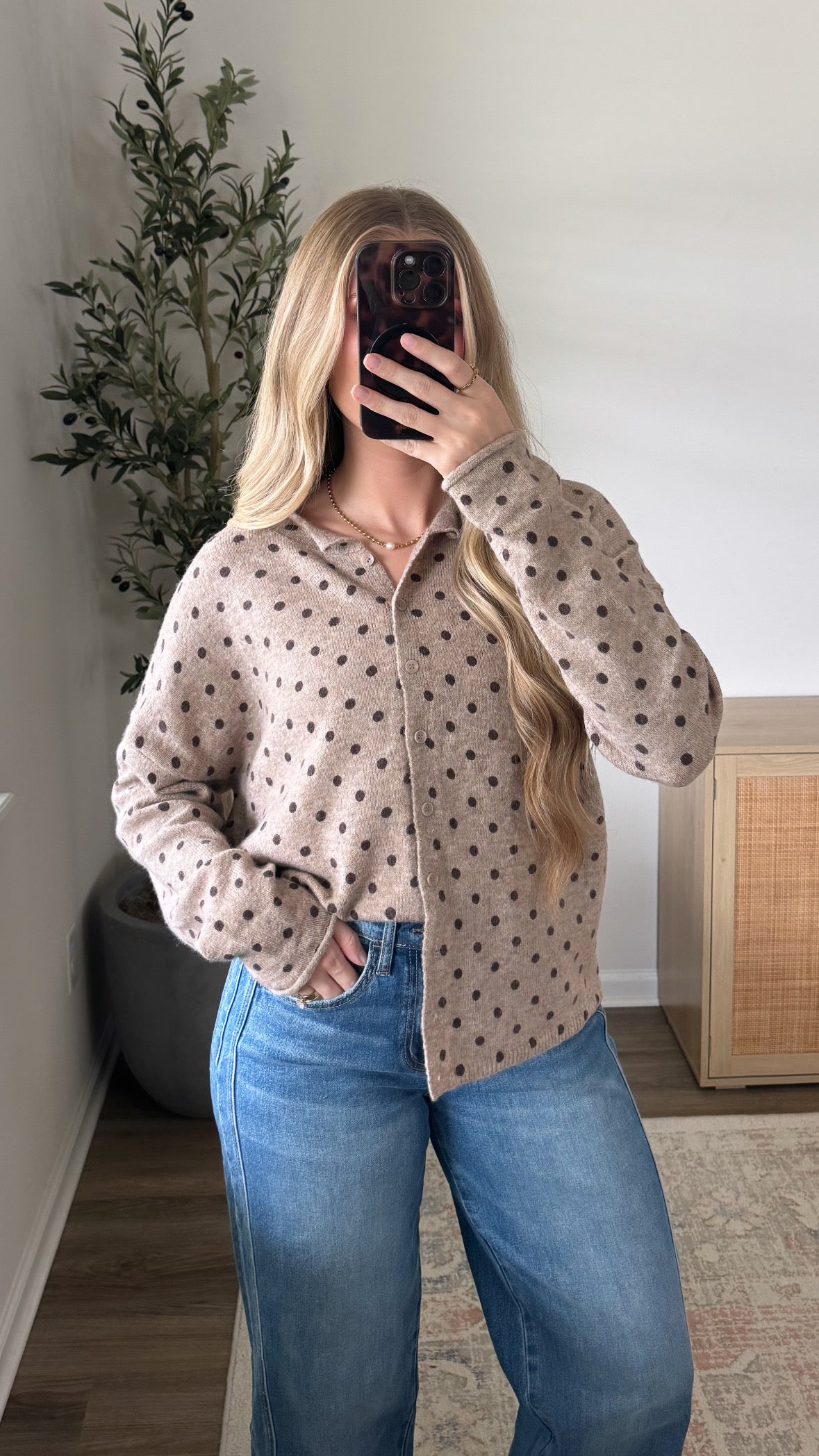 Long Sleeve Polka Dot Cardigan / Light Mocha