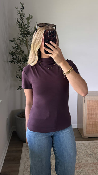 Olivia Mock Neck Top / Plum