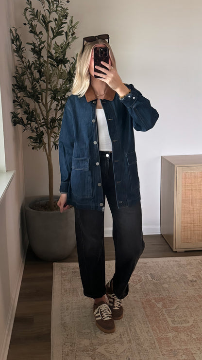 Denim Barn Jacket / Dark Wash