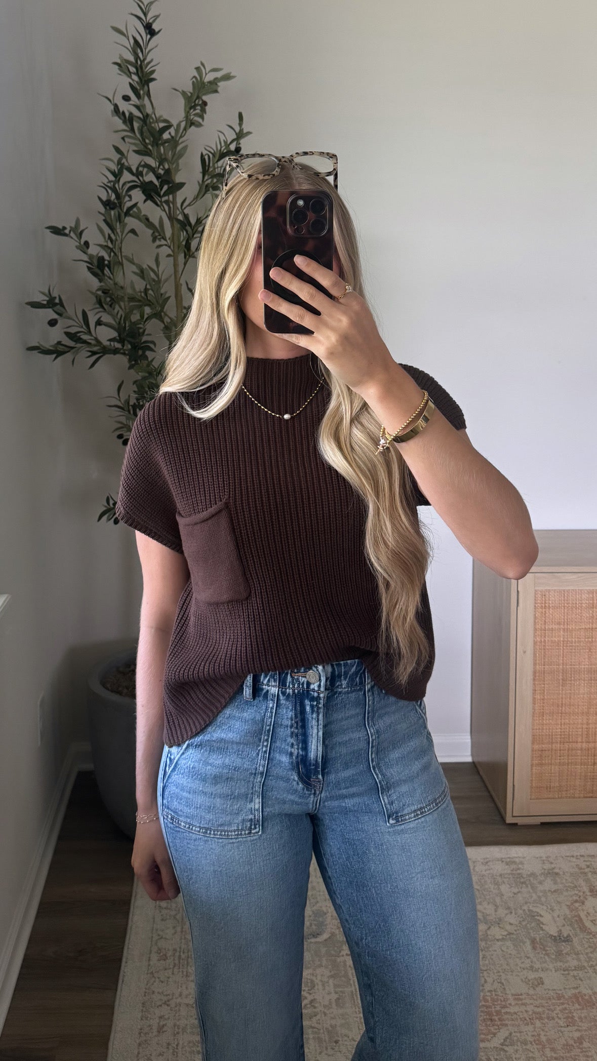 Kristen Mock Neck Sweater / Brown