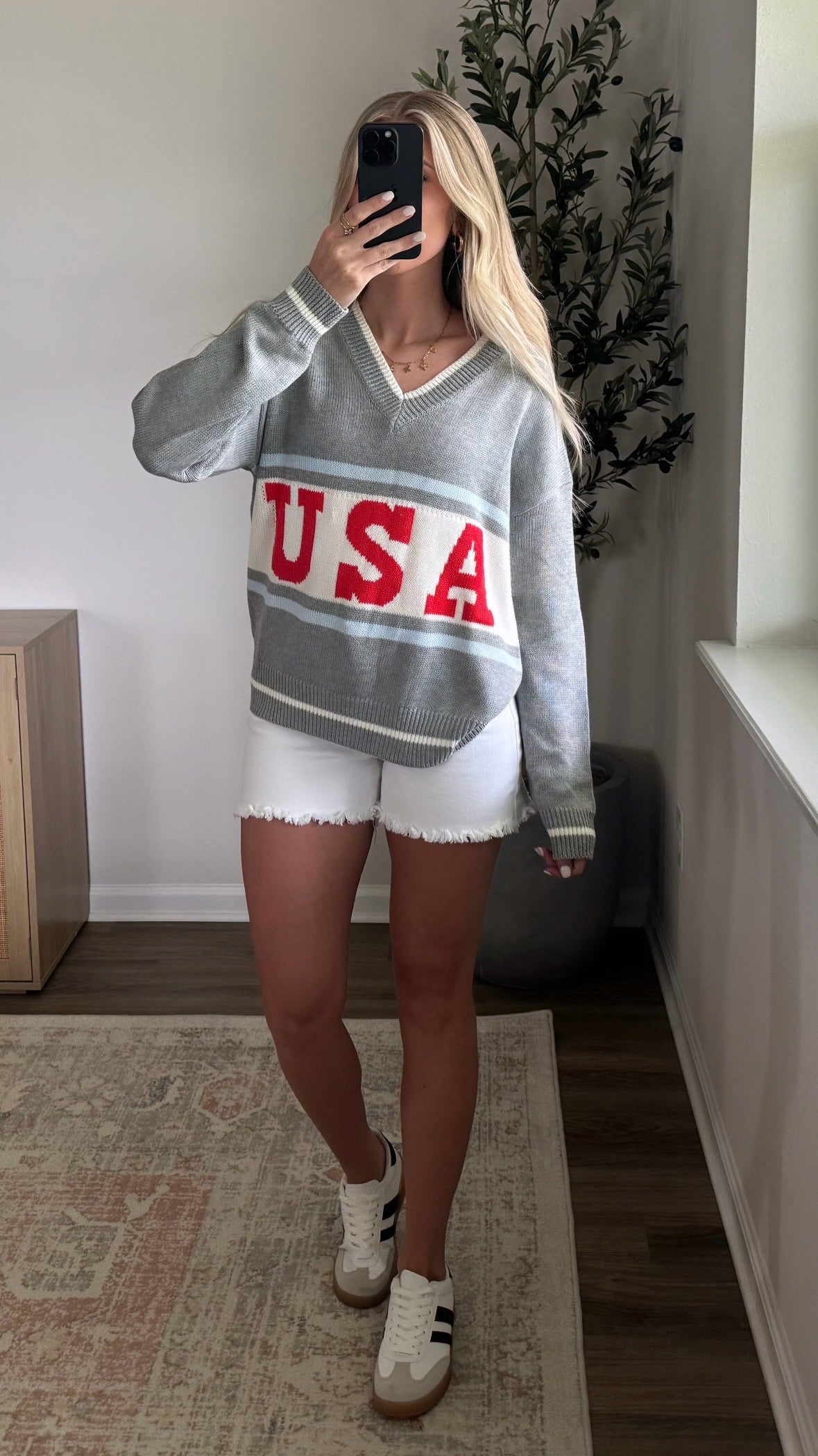 USA V-Neck Sweater