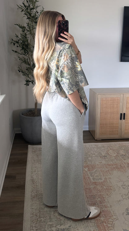 Off Duty Wide Leg Sweatpant / Light Grey