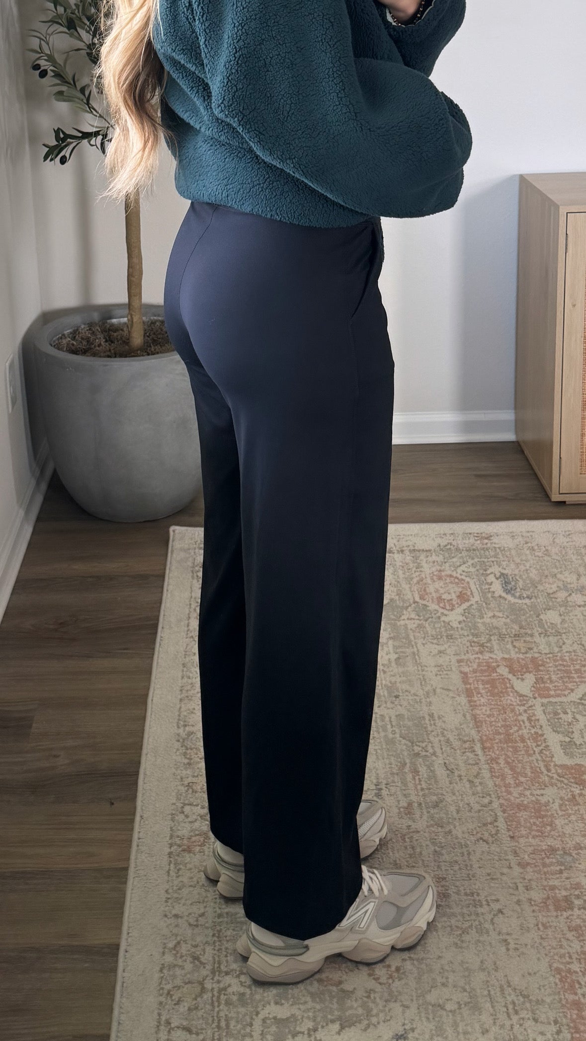 PREORDER (estimated to ship 9/30) - Wide Leg Yoga Pants / Black