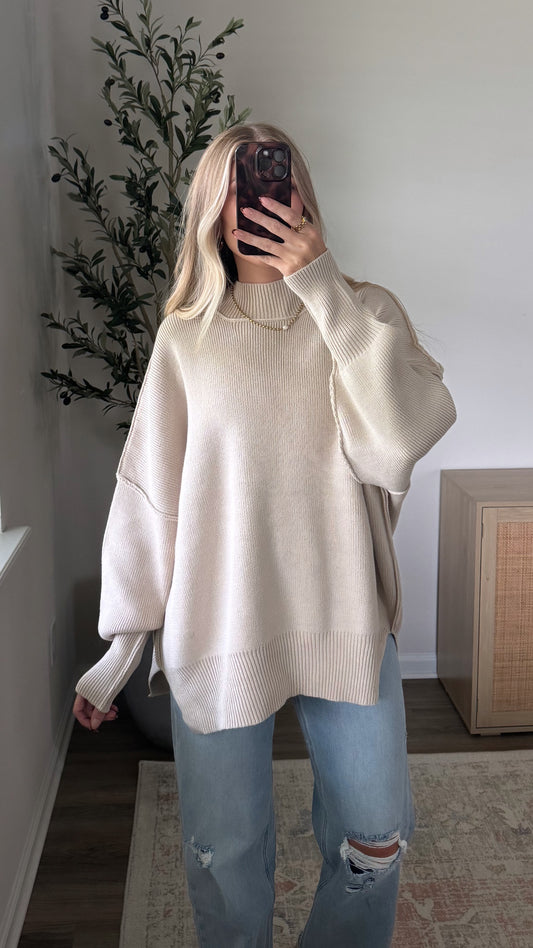 Oversized Essential Knit / Sand Beige