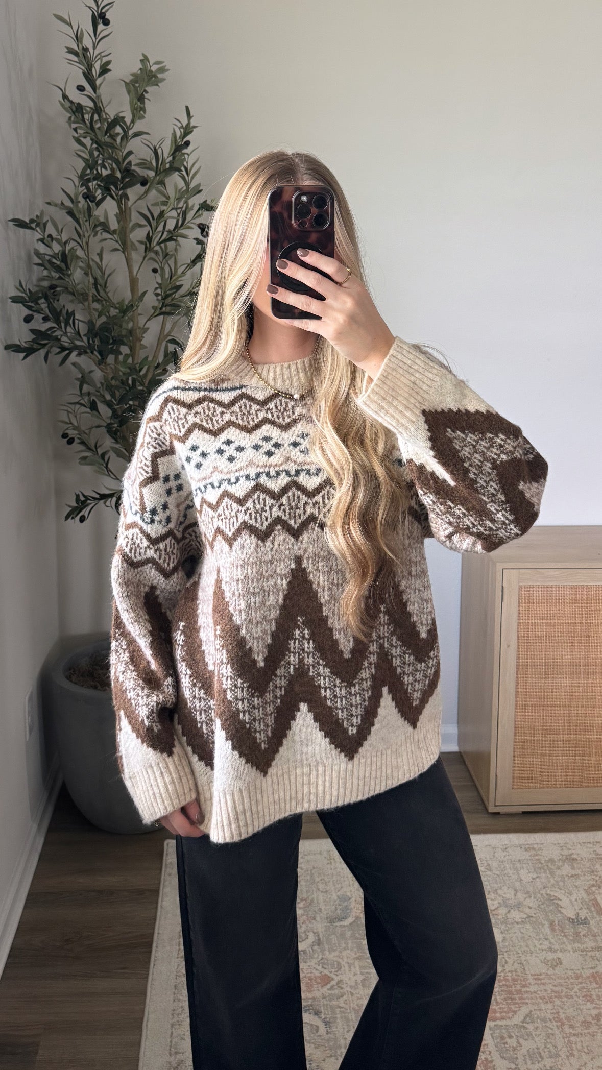 Cozy Cabin Sweater / Cream + Brown