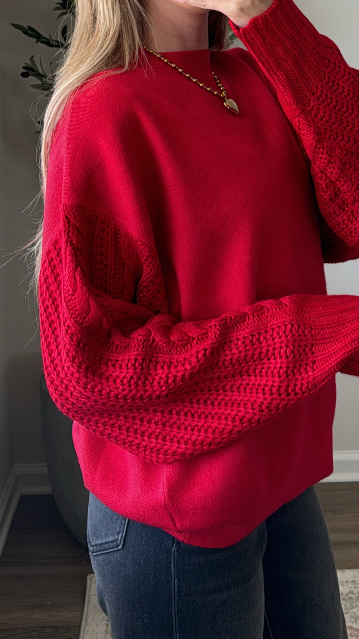 Cozy Winter Knit / Red