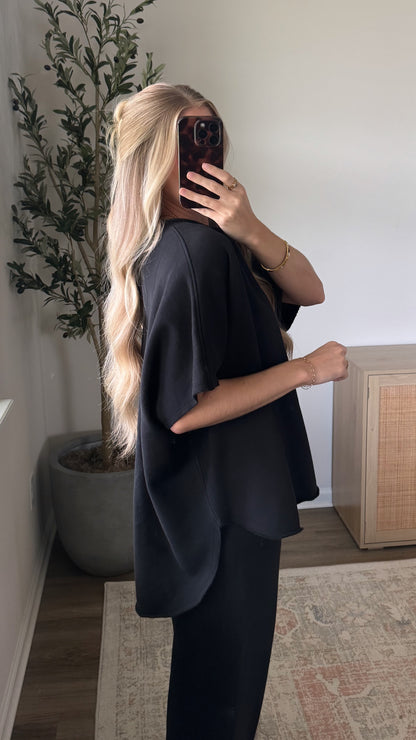 Amelia Oversized Top / Black