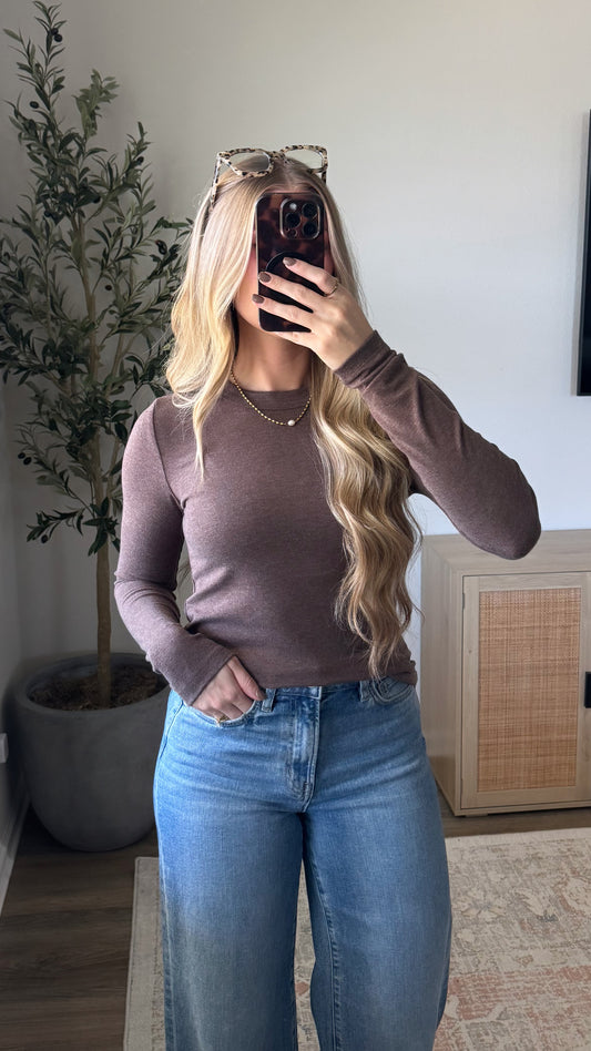 Butter High Neck Long Sleeve / Heather Brown