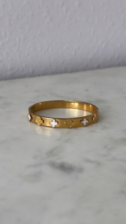 3 Styles / Clover Bracelets (Stack 2)