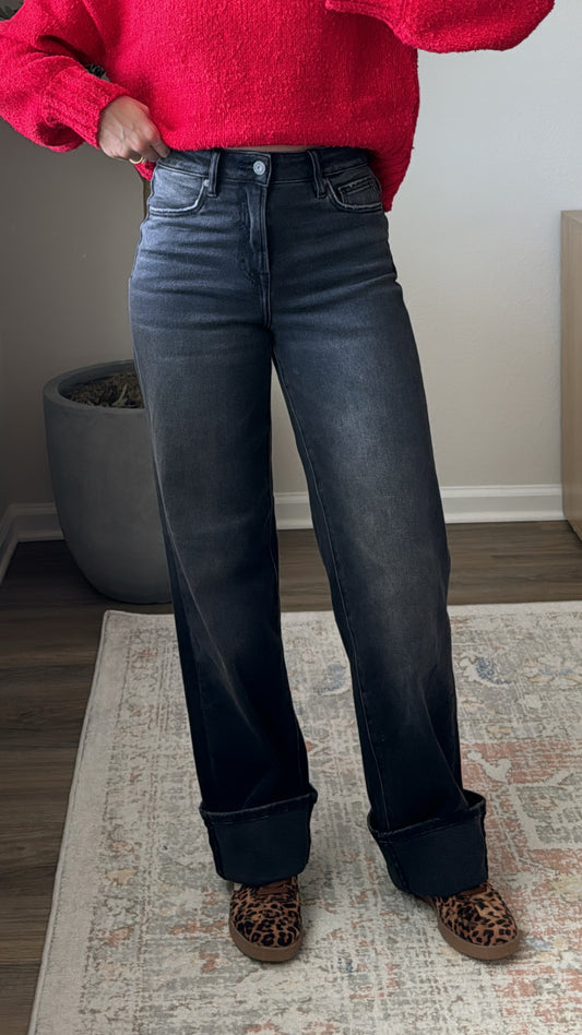 Heidi Straight Leg Denim / Washed Black