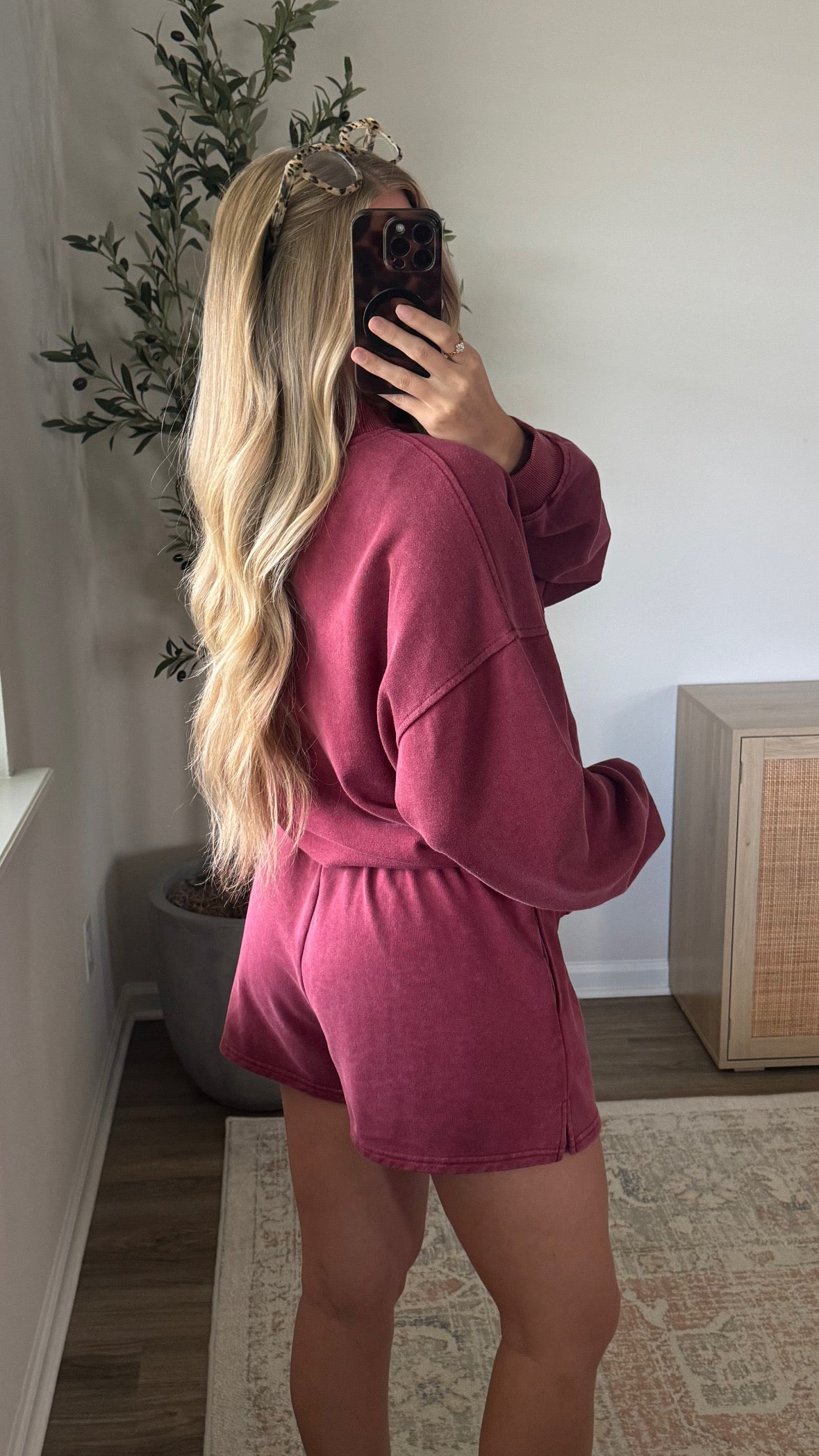 PREORDER (Estimated to ship 8/3) - NYC Mock Neck Shorts Set / Burgundy