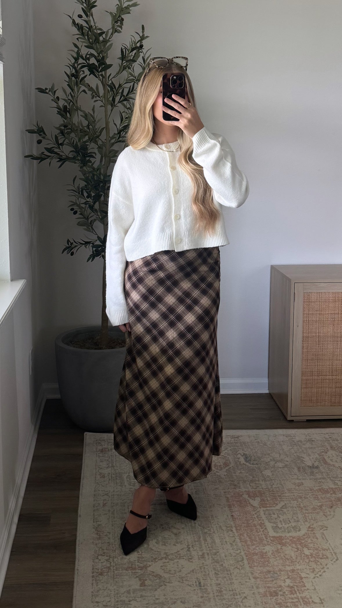 Bailey Cropped Cardigan / Ivory