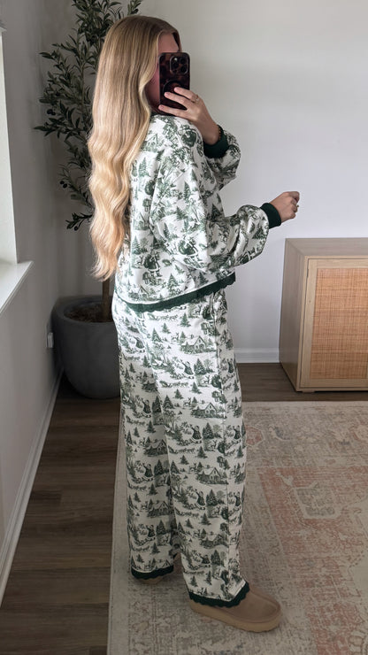 Christmas Village Pants Set / Green