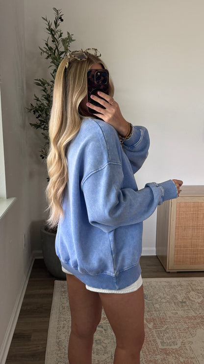 Cozy Fleece Pullover / Light Blue