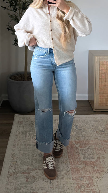 Callie Straight Leg Denim / Light Wash