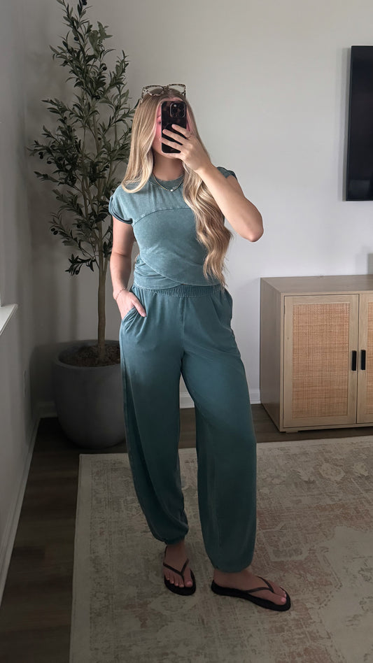 Off-Duty Jogger Set / Jade