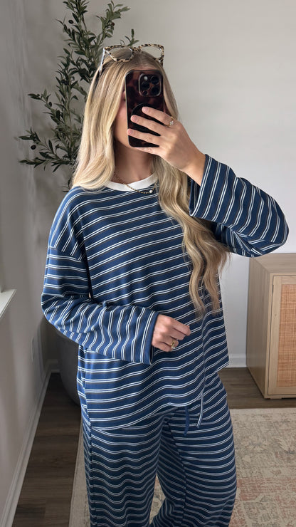 Bri Striped Set / Navy + White
