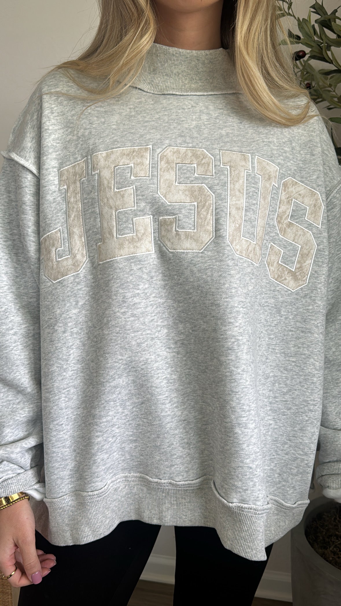 Jesus Embroidered Mock Neck Sweatshirt / Grey