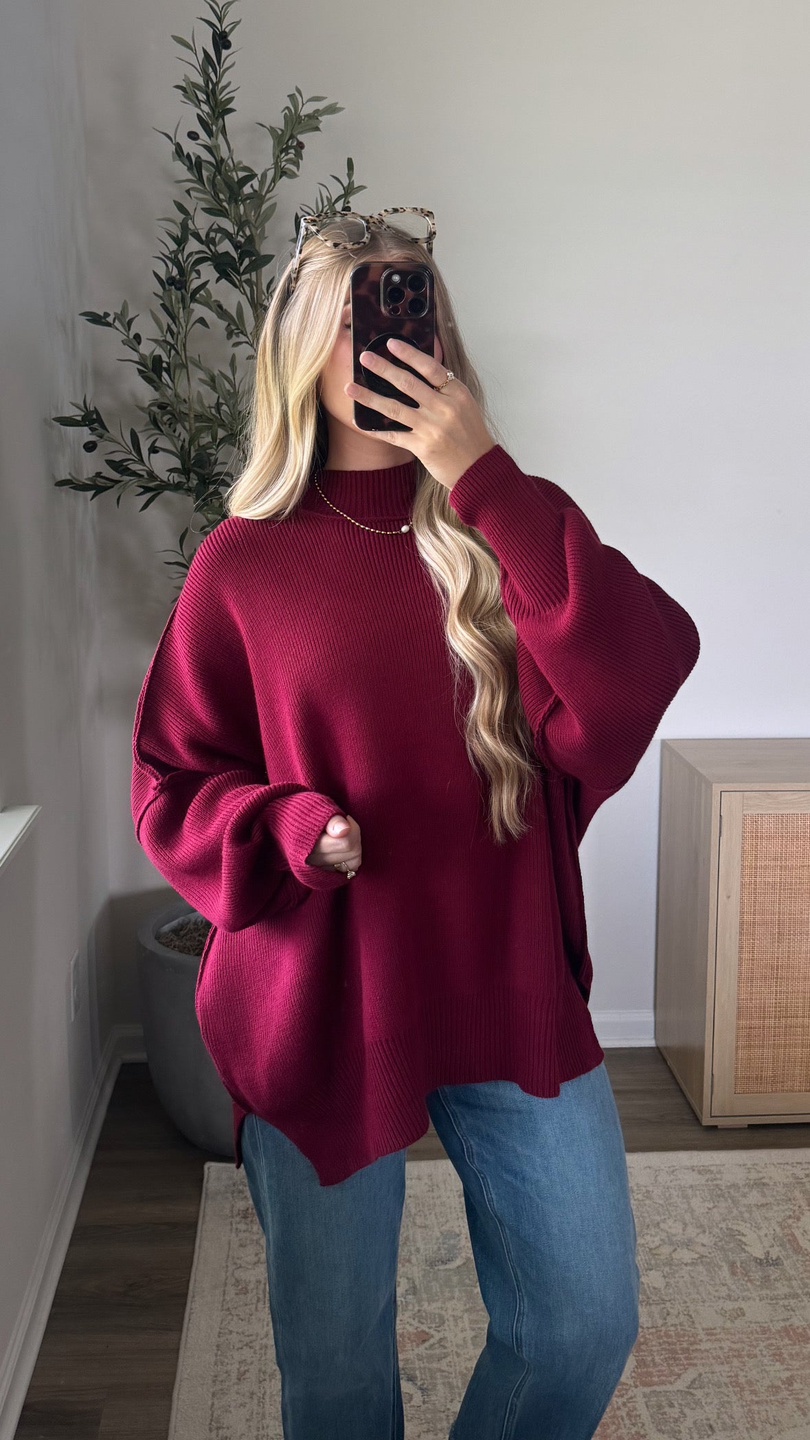 Oversized Essential Knit / Burgundy