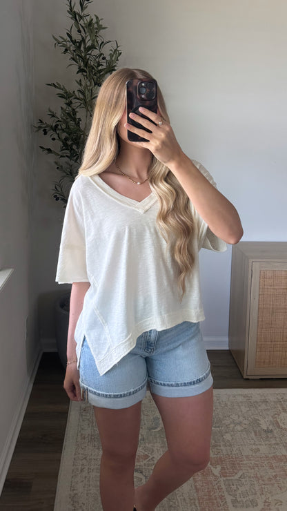 V-Neck Short Sleeve Tee / Off-White