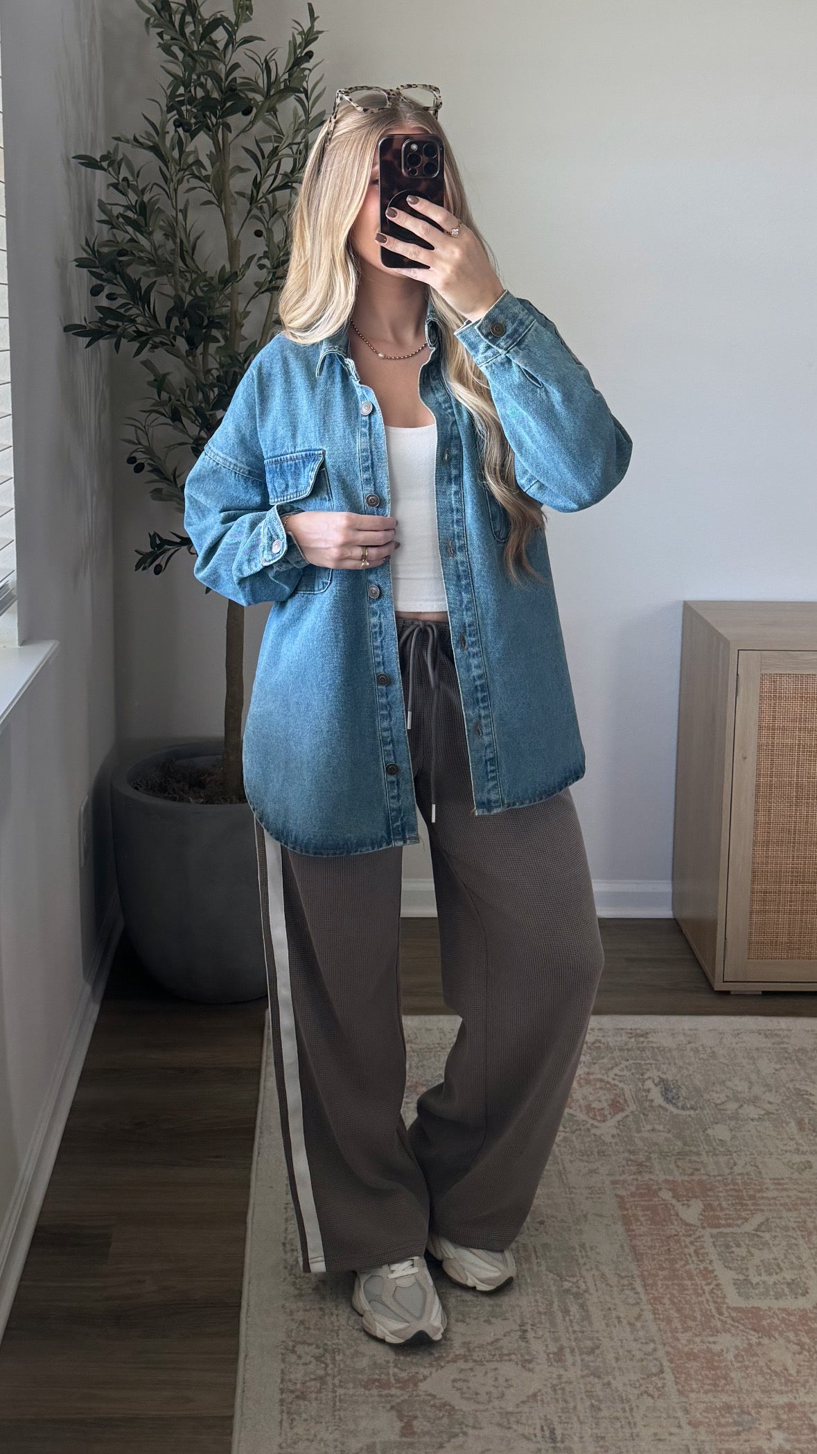 Classic Denim Jacket / Medium Wash