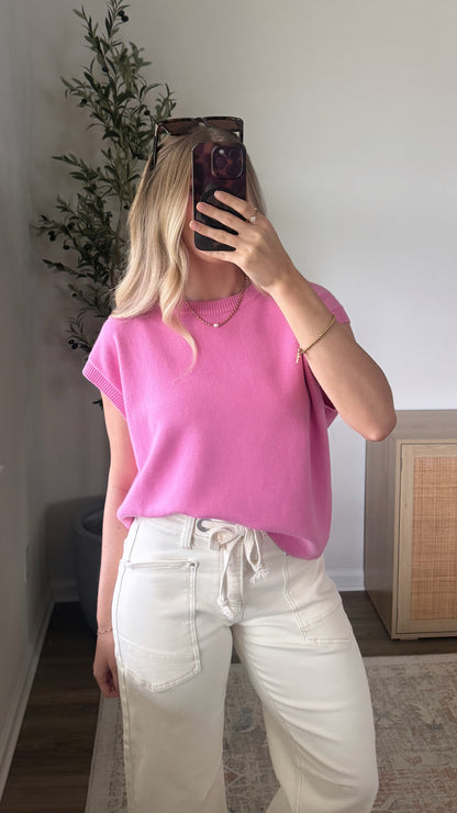 Classic Sweater Vest / Pink