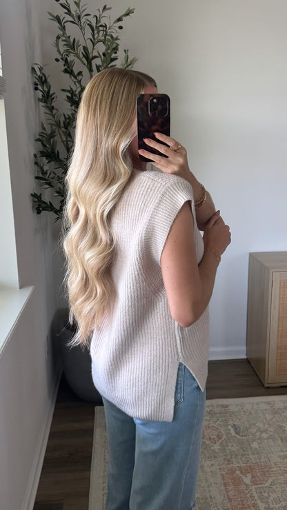 Side Slit Sweater Vest / Natural