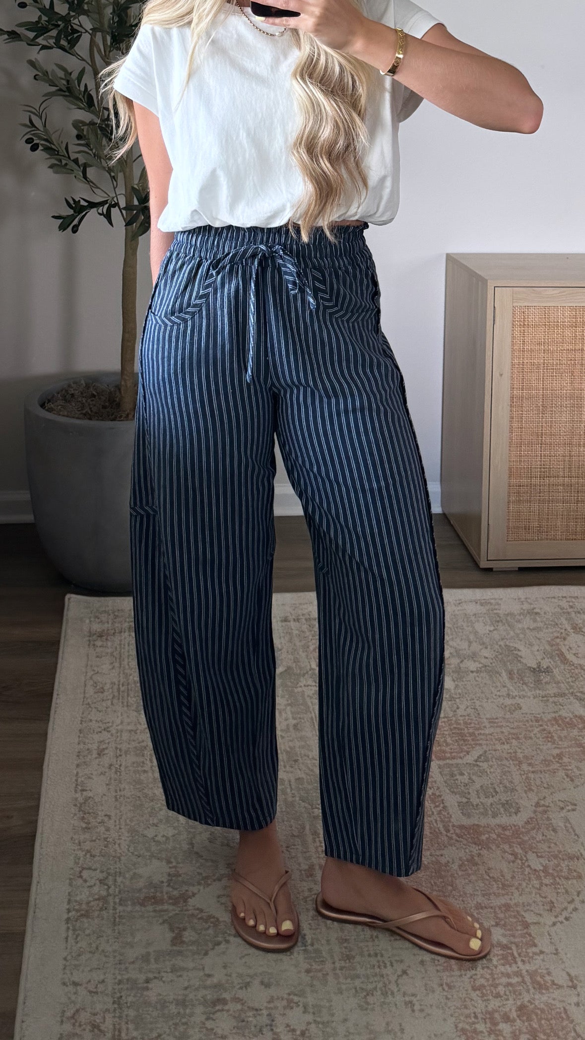 Striped Barrel Pants / Dark Blue