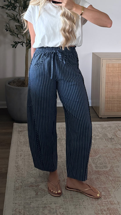 Striped Barrel Pants / Dark Blue
