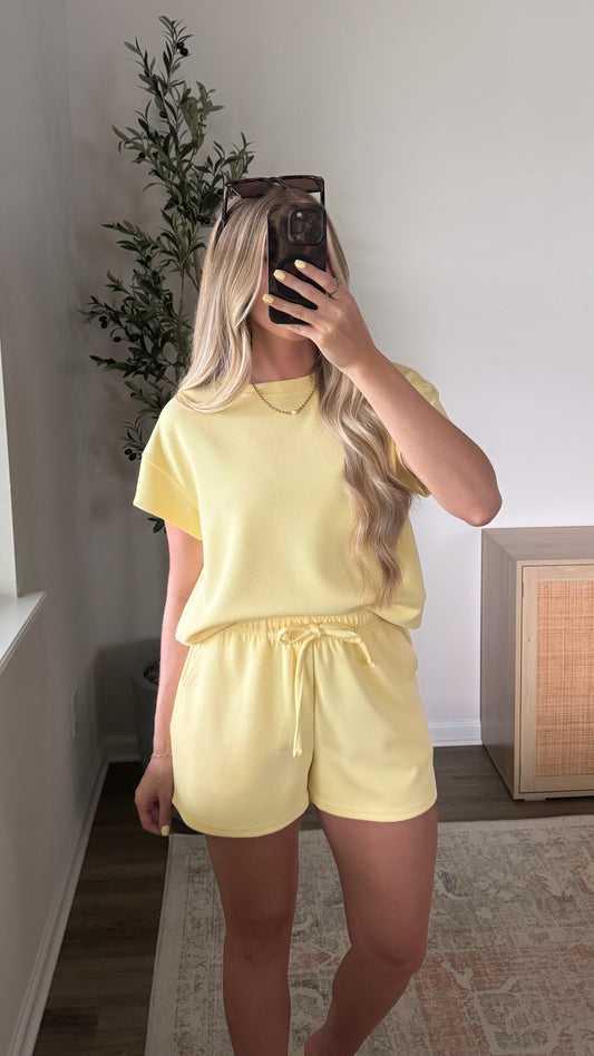 Ribbed Shorts Set / Yellow