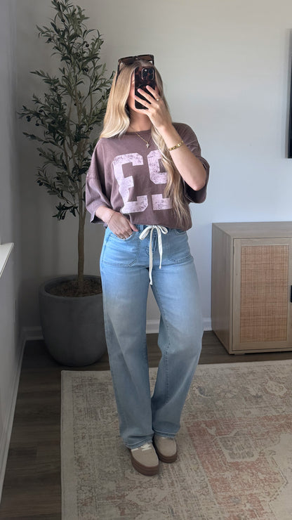 Varsity Graphic Tee / Brown