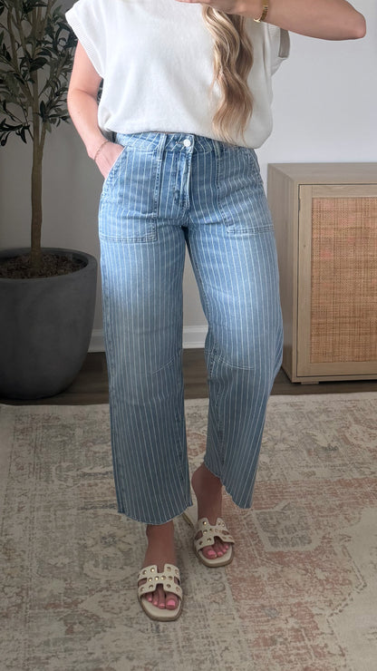 Pinstripe Comfort Denim / Lightwash