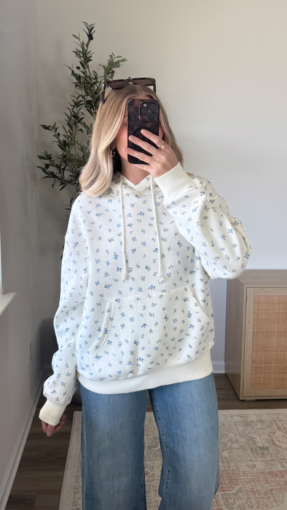Ditsy Floral Hoodie / Blue