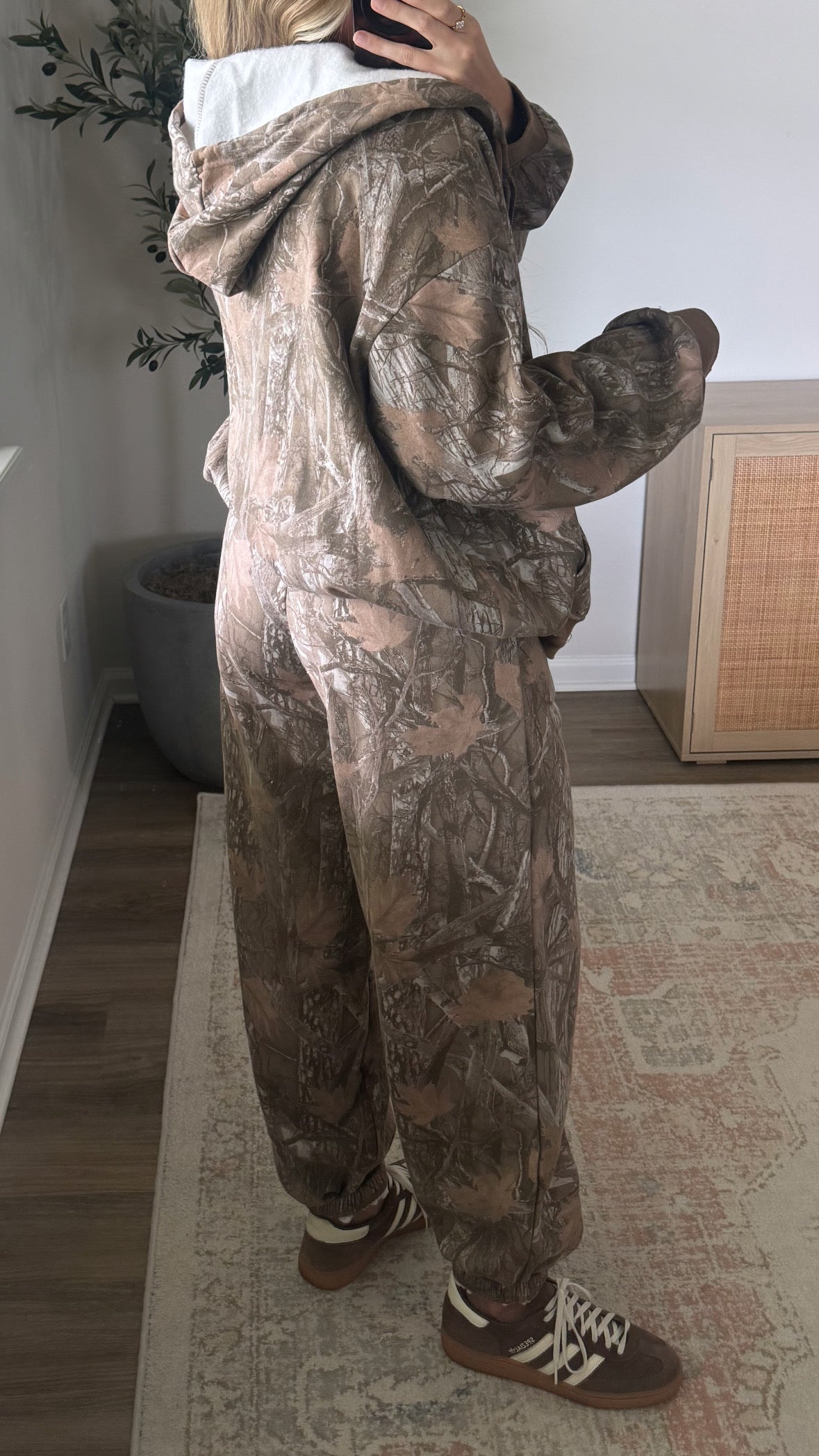 Cozy Camo Zip Up / Brown