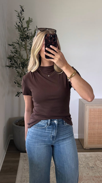 Olivia Mock Neck Top / Brown