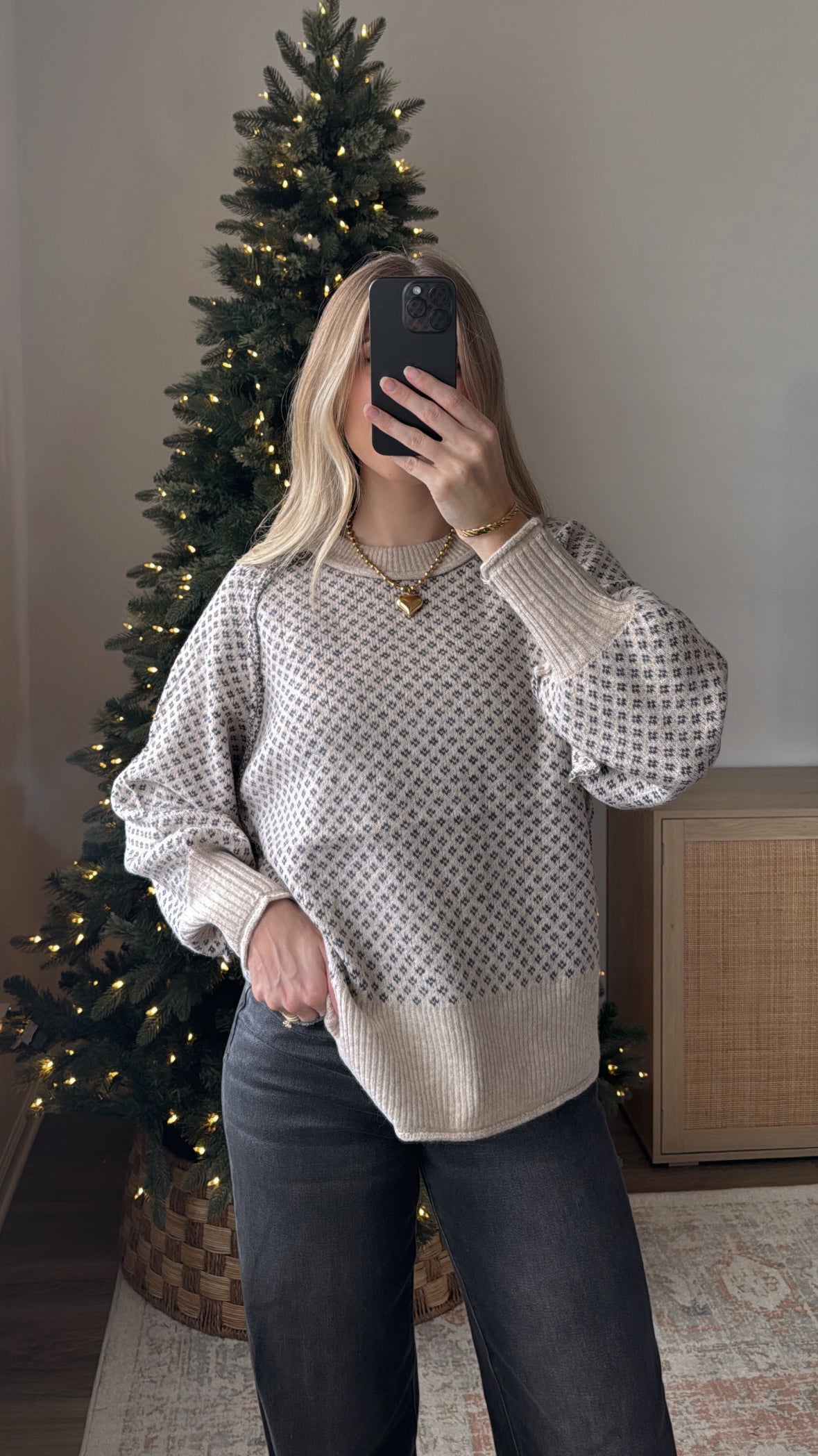 Kelsie Sweater / Taupe