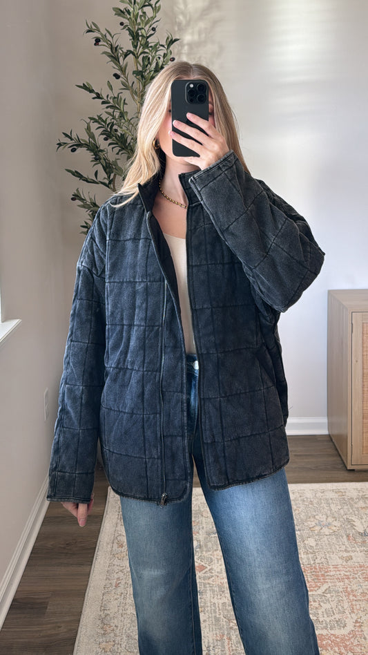 Oversized Quilted Jacket / Black