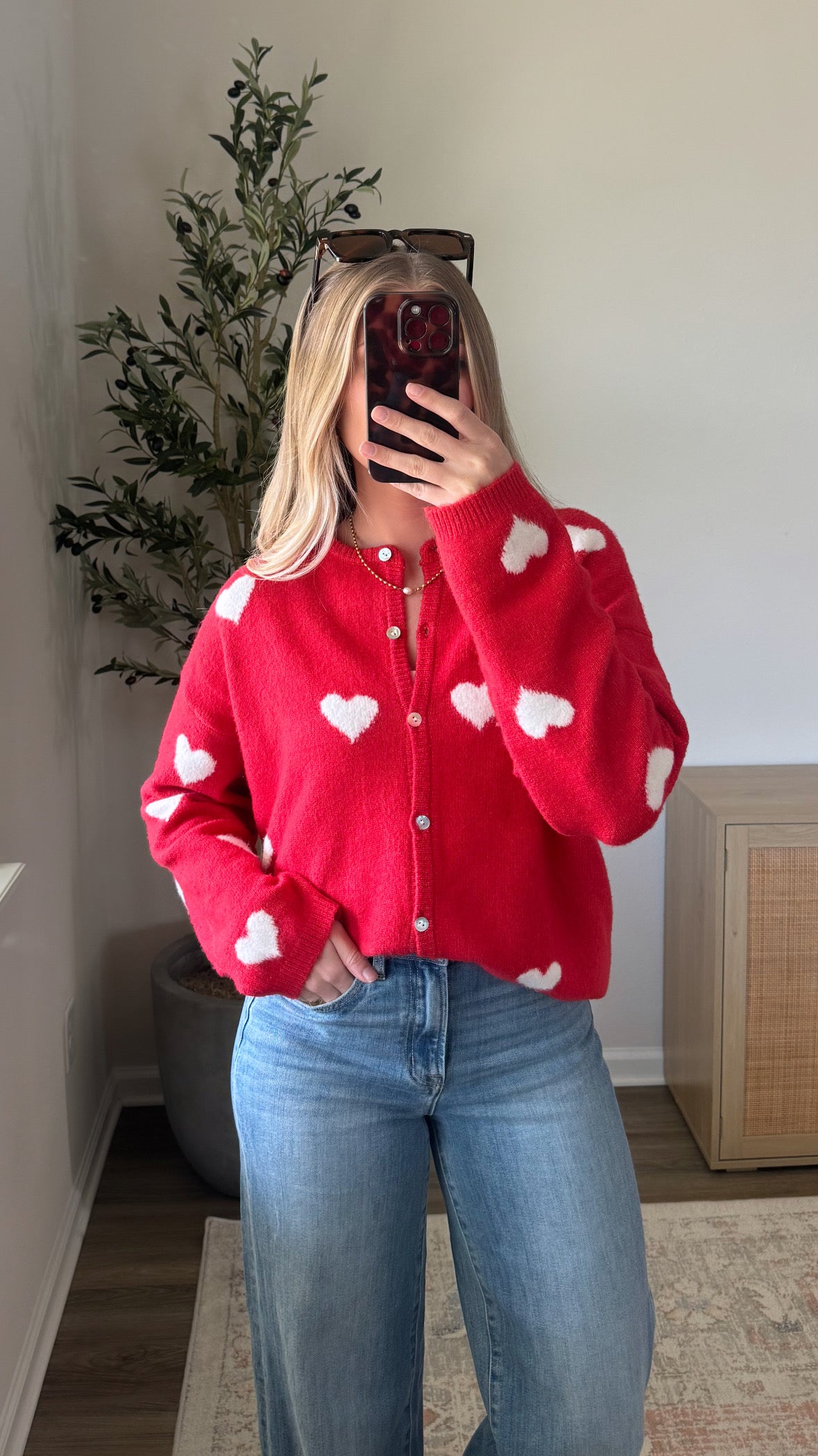 Button Down Heart Cardigan / Red