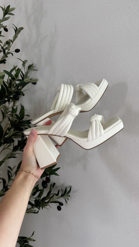 Double Knot Heels / Off-White