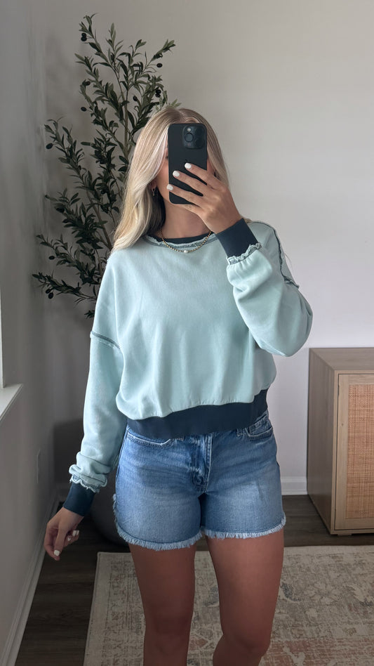Contrast Crewneck / Blue + Navy