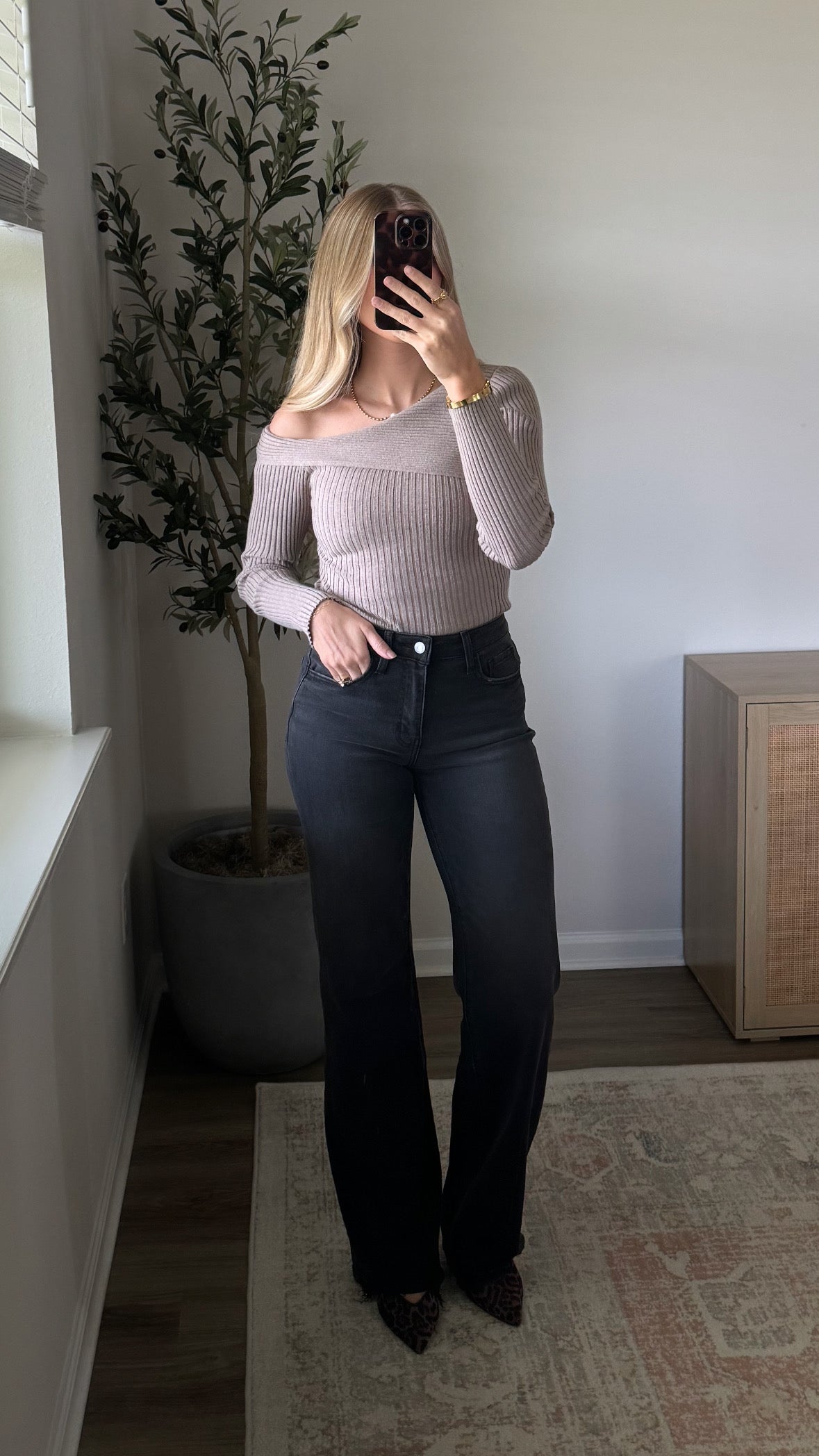 One Shoulder Knit Top / Stone
