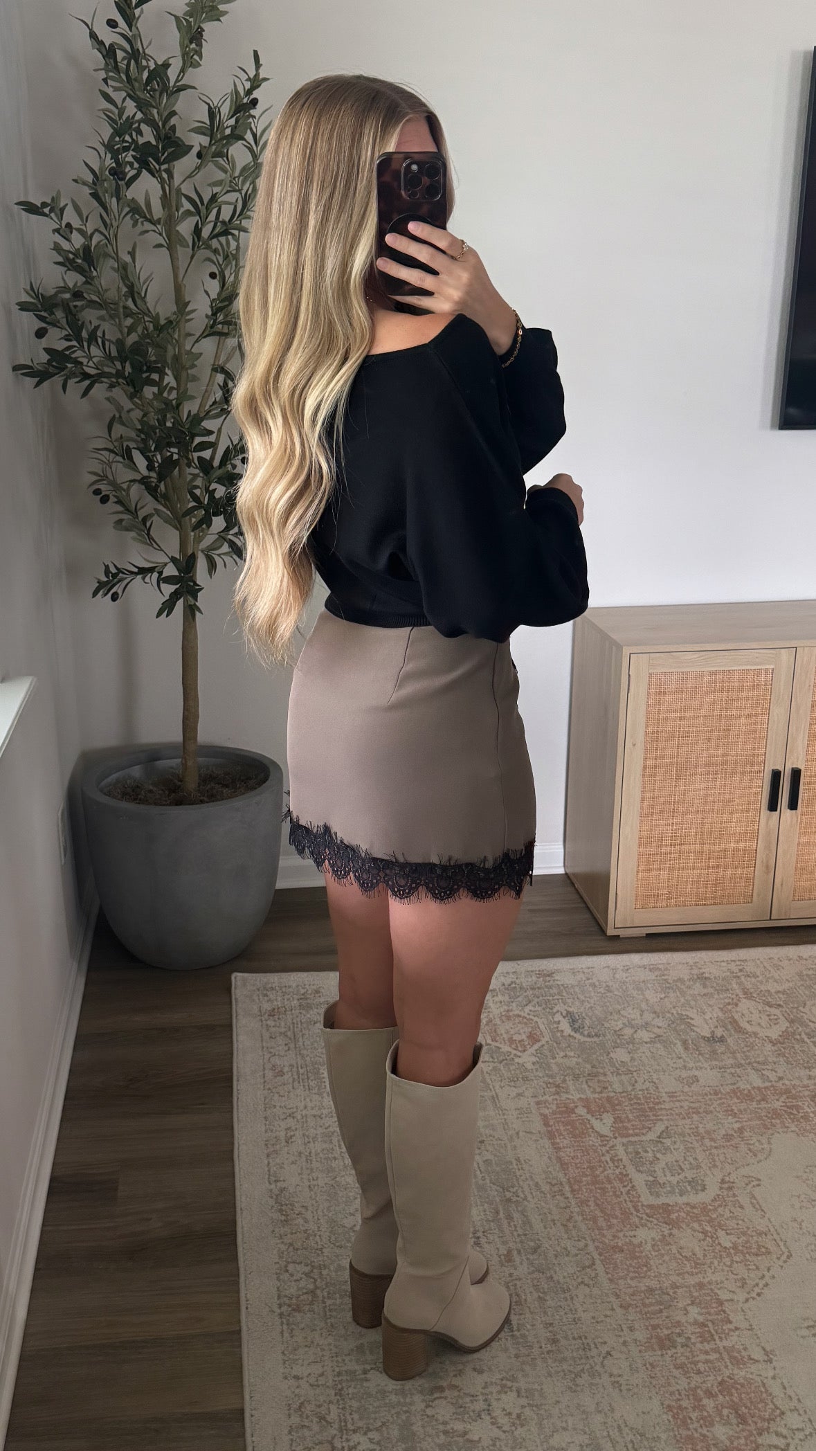 Lace Trim Skort / Mocha